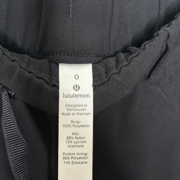 LULULEMON On The Fly Jogger Black Sz 0 {UU34} - Picture 7 of 8